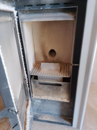 Estufa de pellets metálica
