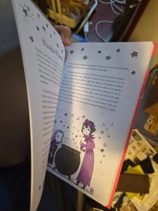 El gran libro de magia de Isadora y Mirabella