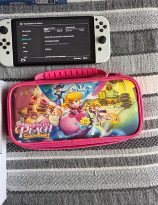 Nintendo Switch OLED Bianca Usata
