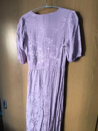 Vestido lila midi Bershka botones S