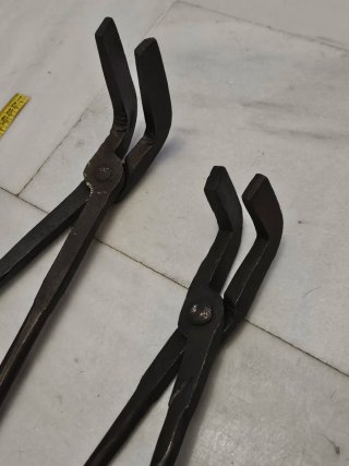 Tenazas herrero de forja, antiguas, buen material