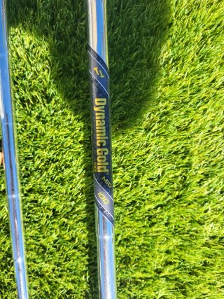 Callaway Quantum Max Hierro de Golf