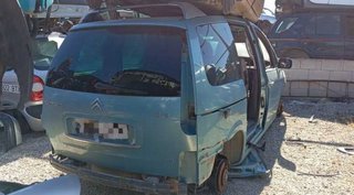 Faro izquierdo citroen 1494316080 c8 2.0 379148