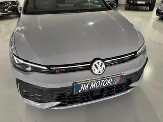 Volkswagen Golf 2025