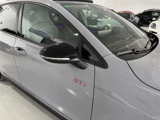 Volkswagen Golf 2025