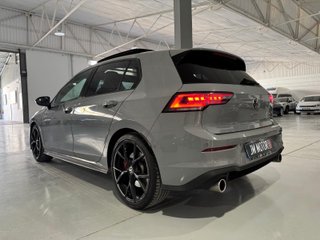 Volkswagen Golf 2025