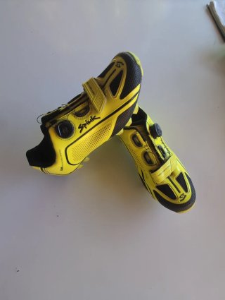 Zapatillas Ciclismo Spiuk Altus y pedales.