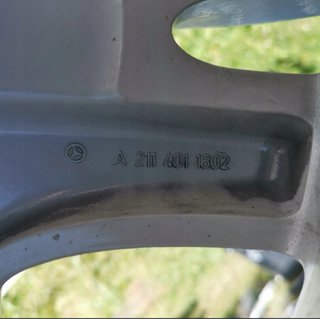 Llantas Mercedes 17 Originales con Neumáticos