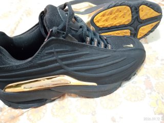 Nike Nocta Talla 43 Negro/Dorado