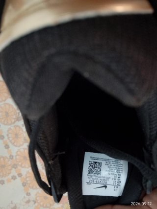Nike Nocta Talla 43 Negro/Dorado