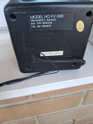 Despertador Vintage International AM/FM