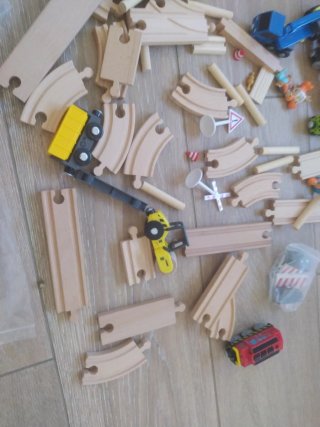 Tren de madera y accesorios