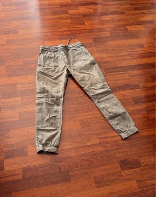3 felpe e 4 pantaloni