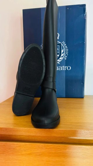 Botas de polo agua negras talla 39 ValeCuatro
