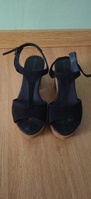 Sandalias negras cuña Talla 40