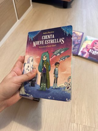 Lotes de libros y novelas gráficas juveniles