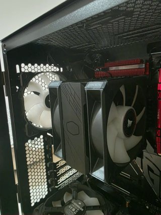 PC Gaming Alto Rendimiento Lian Li Aorus