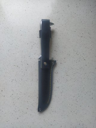 Cuchillo de Monte con Funda
