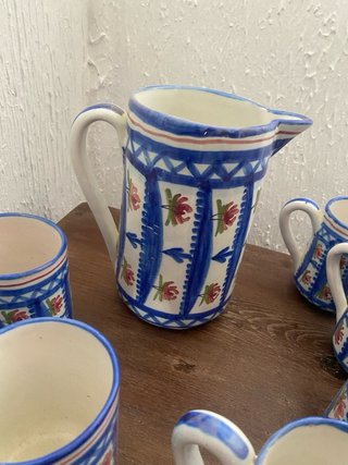 Vajilla de jarra y tazas cerámica árabe Granada