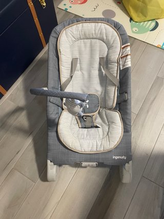 Silla Mecedora Ingenuity para Bebé