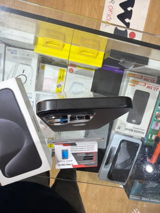 iPhone 15 Pro 1TB Negro batería 100%