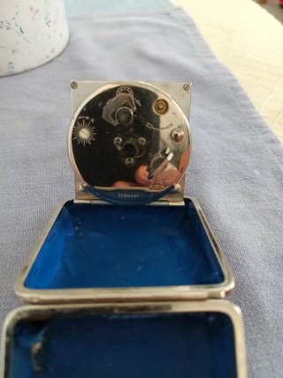 Reloj despertador Deluxe antiguo de viaje