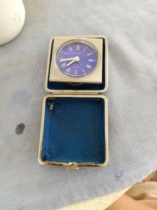 Reloj despertador Deluxe antiguo de viaje