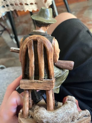 Escultura vintage artesanal cazador y perro