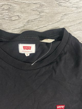 Camiseta Levi's Negra