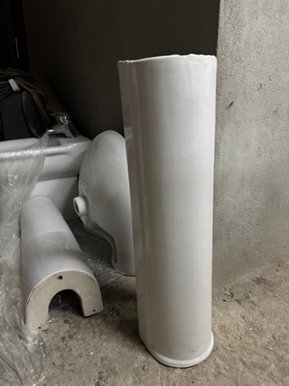 Lavabo de porcelana blanco