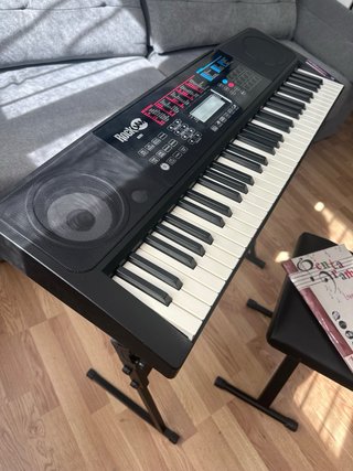 Teclado RockJam RJ761 con soporte y banqueta