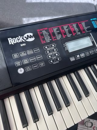 Teclado RockJam RJ761 con soporte y banqueta
