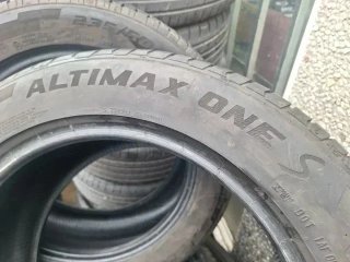 235 50 R17 96Y General - 2 neumáticos +70%