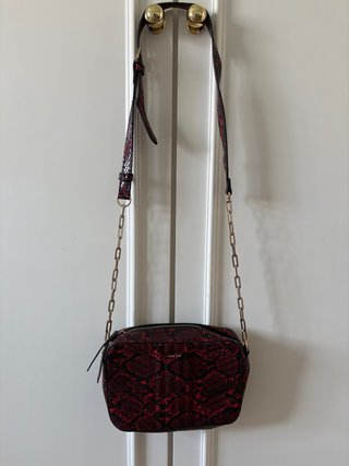 Bolso Parfois estampado serpiente