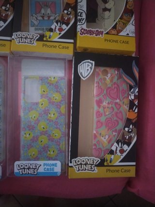 Cover per telefono "Looney Tunes" e "Space Jam"