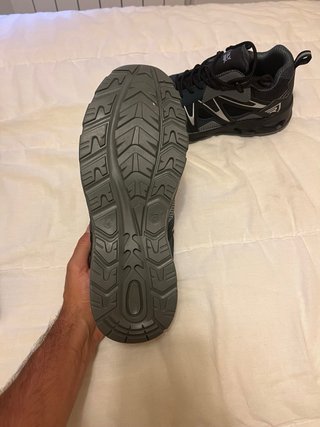 Zapatos de seguridad con puntera reforzada