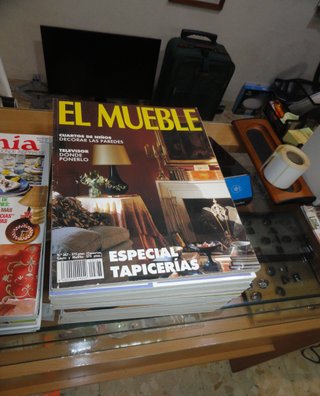 COLECCION DE REVISTAS, DE MUEBLES Y DECORACION, LA