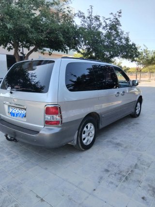 KIA Carnival 2005
