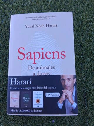 Sapiens. De animales a dioses / Sapiens: A Brie...