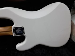 Bajo Fender Precision Player 2 Made in Mexico