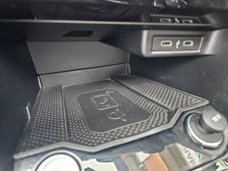 Volkswagen T-Roc SPORT 1.5 TSI DSG Techo, cuero...