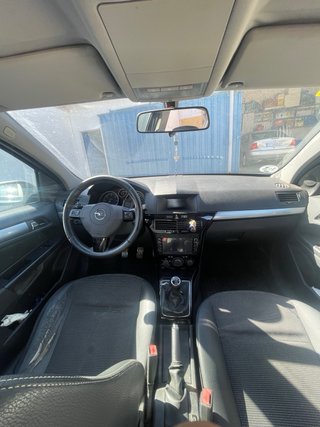 Opel Astra H 2009