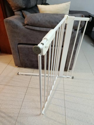 Valla seguridad infantil para puertas y escaleras