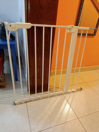 Valla seguridad infantil para puertas y escaleras