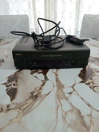 Reproductor VHS Sanyo Digital Auto Tracking
