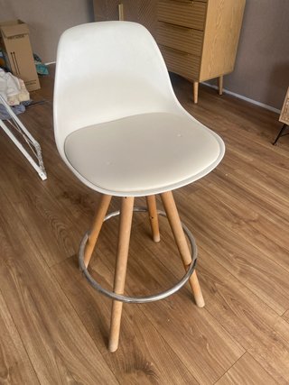 4 Sillas de Cocina Altas Beige y Blancas