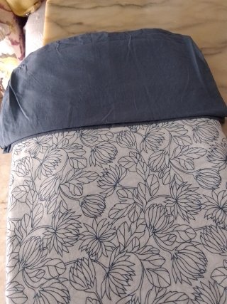 Funda Nórdica de ikea, fondo blanco y flores azul
