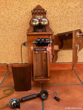 Teléfono Antiguo L.M. Ericsson, año: 1926.