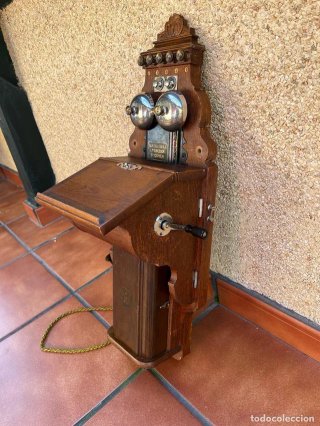 Teléfono Antiguo L.M. Ericsson, año: 1926.