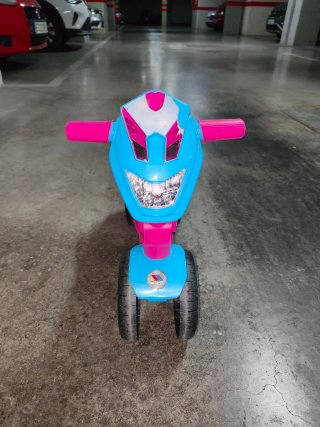 Moto correpasillos infantil Molto rosa y azul